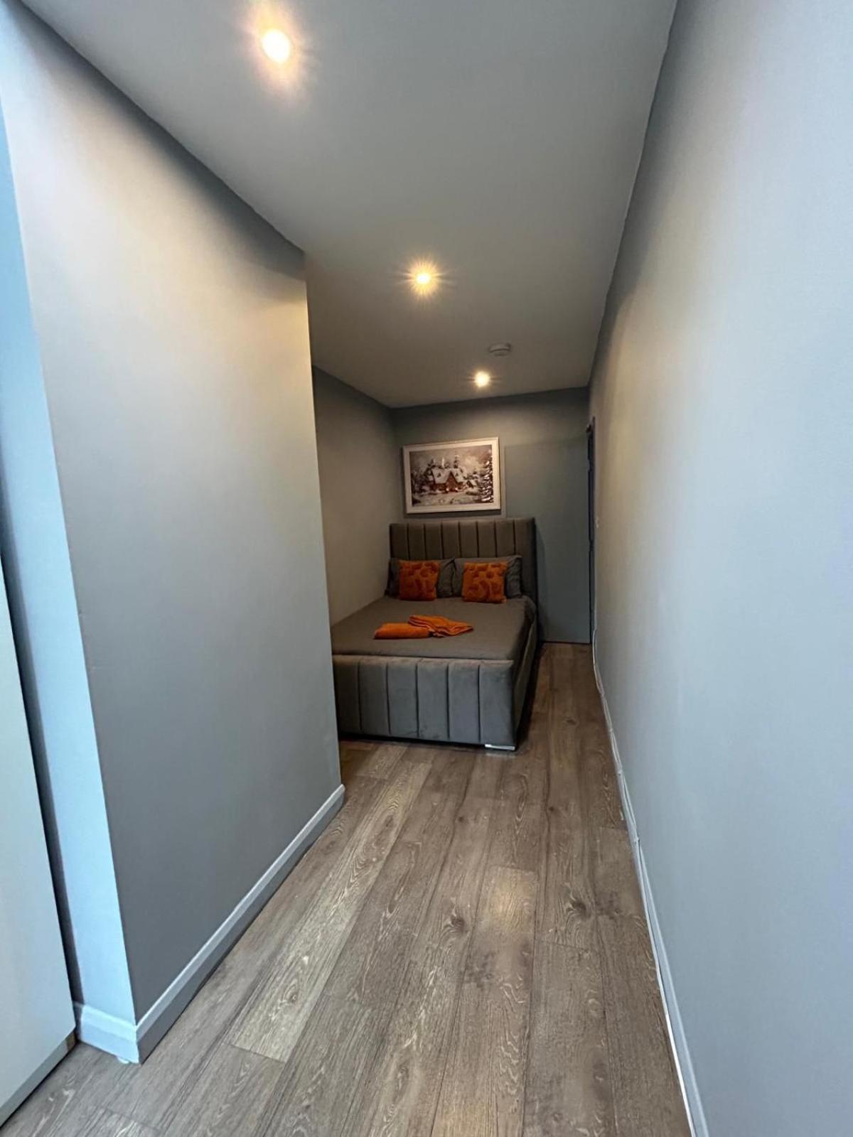 2 Bedroom Flat In Euston 2 Mins Away From Station, No Lift Лондон Экстерьер фото